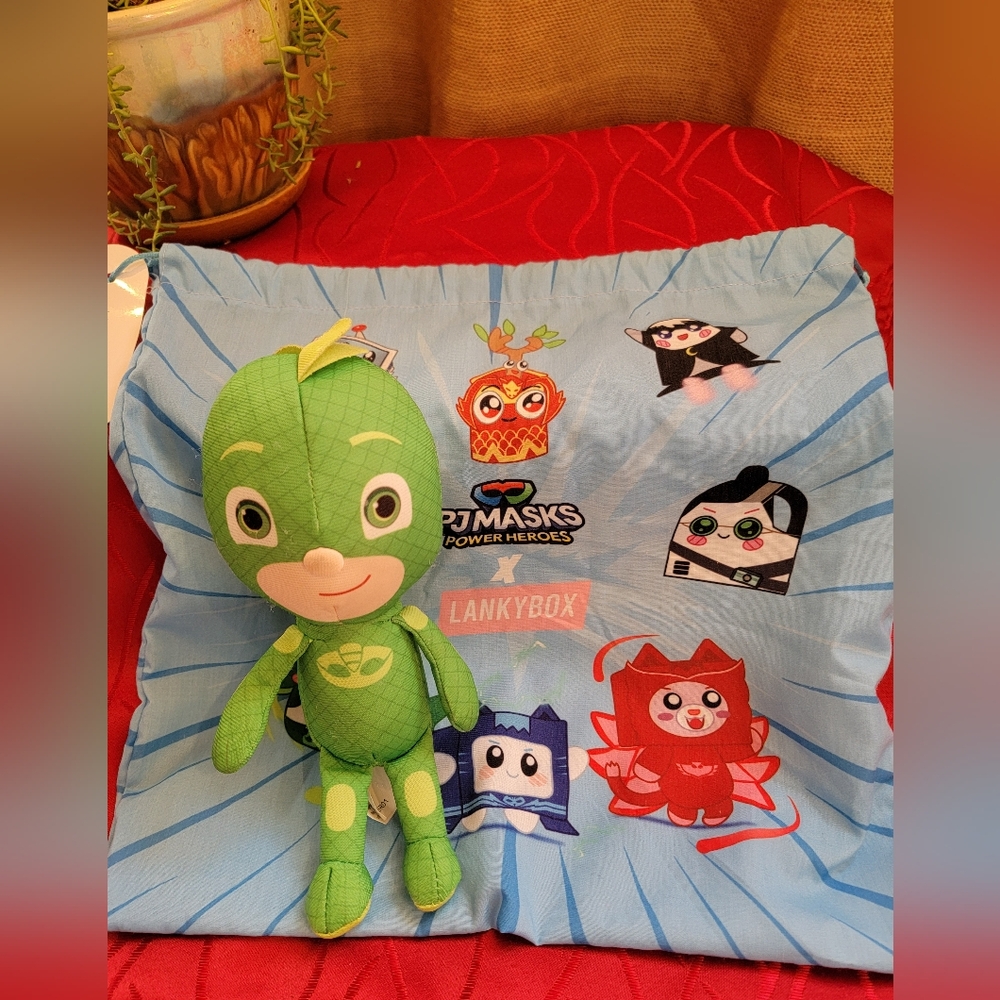PJ Masks drawstring bag and Gekko plush